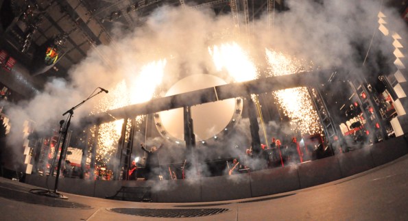 Roger Waters at Portland Rose Garden (photo by Kevin Tomanka)